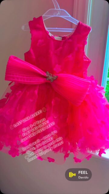 ✨ LAST PIECE LEFT! ✨
👗 Beautiful girls’ party wear dress
📏 Size: 3–4 Years
💰 SALE PRICE: ONLY $40
🔥 Flat $40 — no more available after this!
Perfect for birthdays, parties & special occasions 💕
📩 DM to grab it before it’s gone!#thelittlewardrobe #unbeatableprices✔️ #shippingworldwide✈️🌎 #kidsfashion #partywear